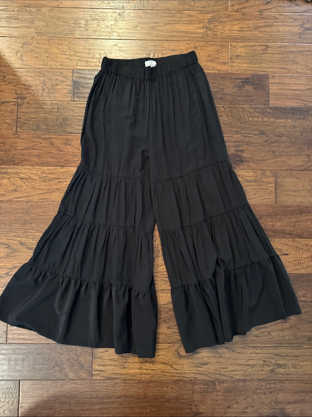 Women’s Black Tiered Wide-Leg Pants - Women’s Bottoms